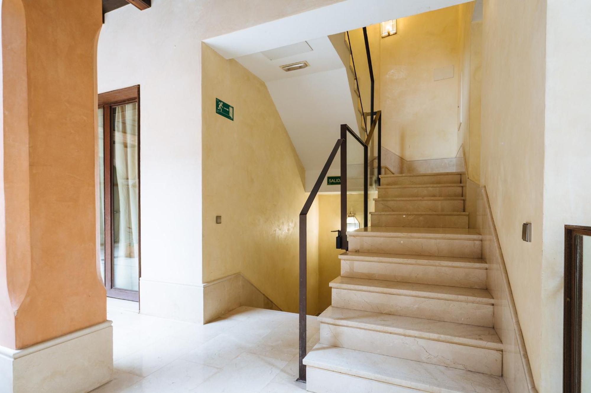 Apartamentos La Vistosona סביליה מראה חיצוני תמונה